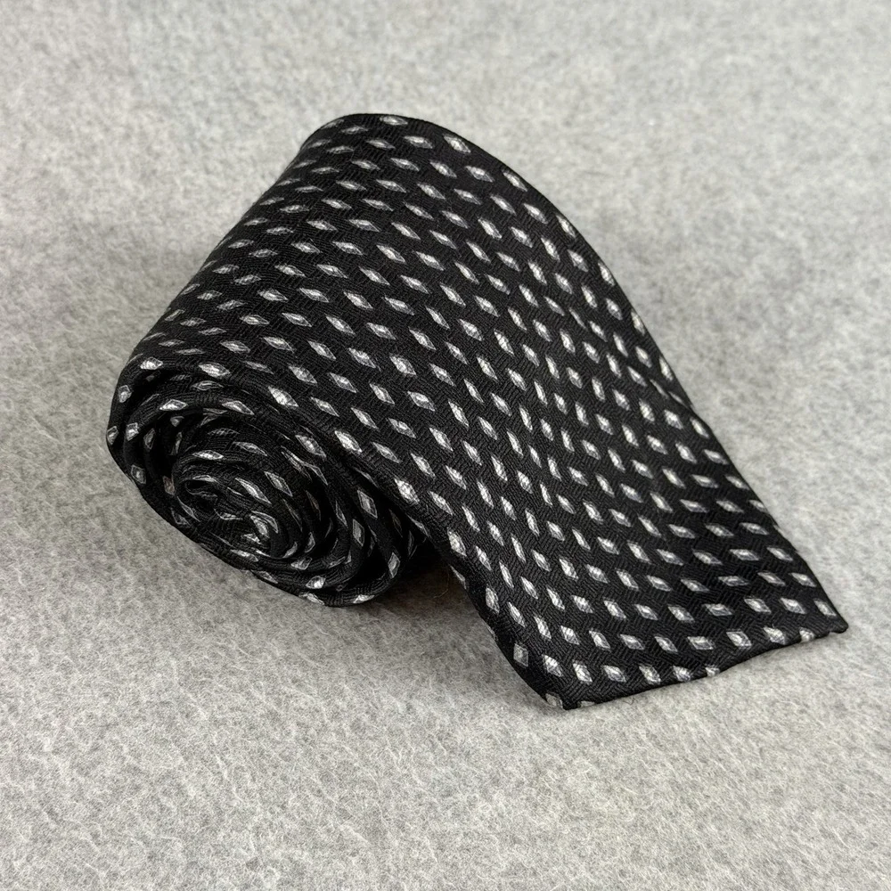 Vintage Bill Blass Black Silver Diamond 100% Silk Necktie Mens 60x3.75